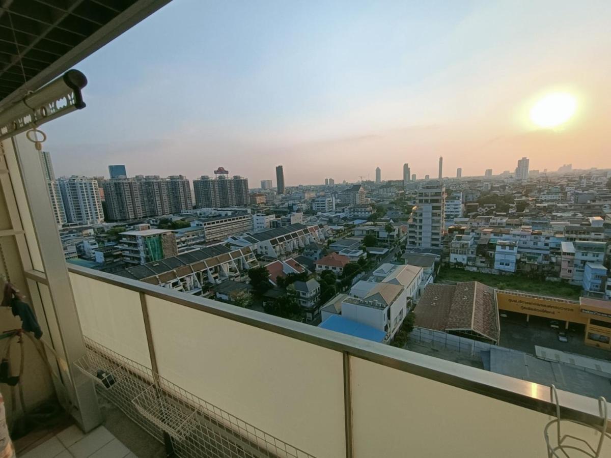 溫馨小屋 Банкок Екстериор снимка
